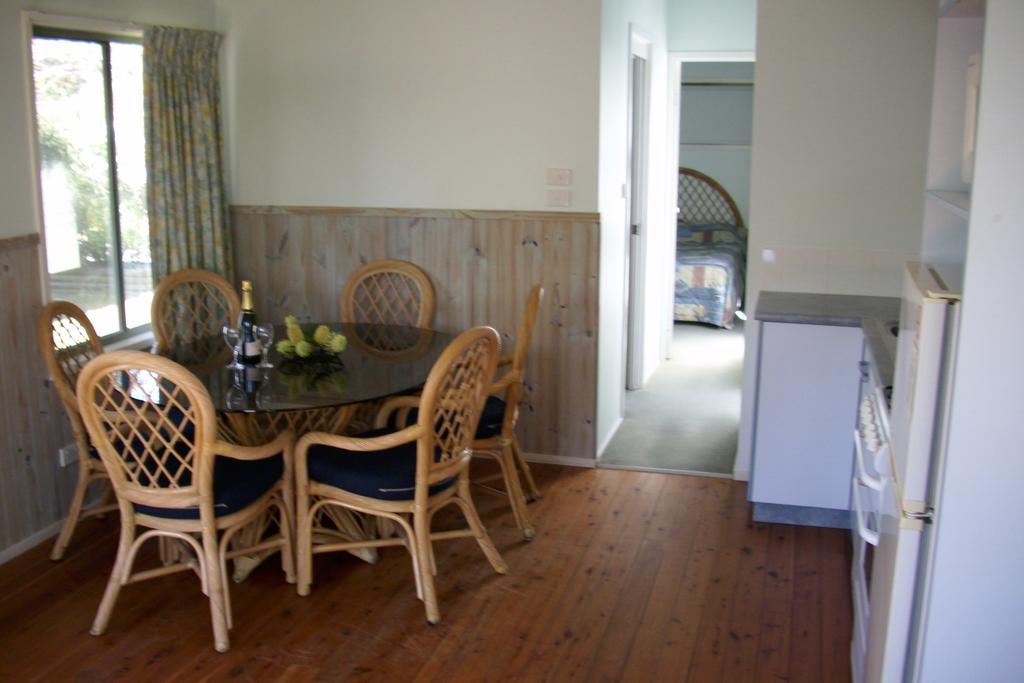 Blue Lagoon Beach Resort Bateau Bay Zimmer foto